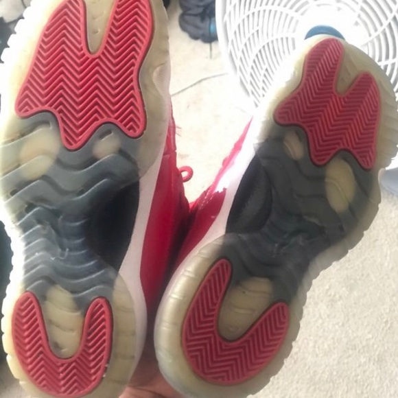 Jordan 11s - Picture 4 of 4